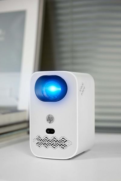 HP Проектор CC360 FHD, 220 lm, LED, 1.2, WiFi, Smart A31PLAA фото