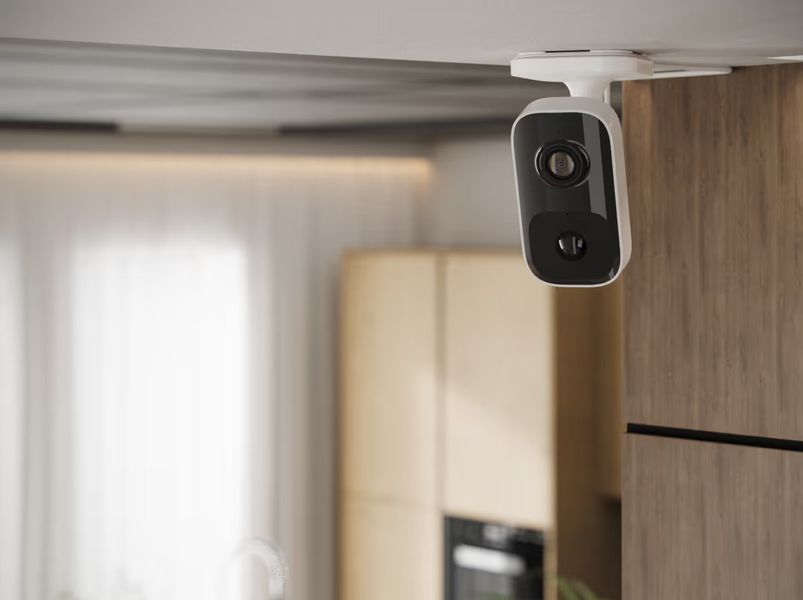 Ajax Камера видеонаблюдения IndoorCam, внутренняя, 4мп, 110&deg; вертикальный 60&deg; горизонтальный, ик 8м, искусственный интеллект, wi-fi, белая 000053542 фото