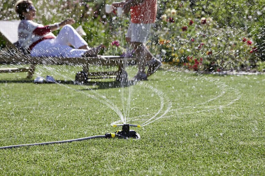 Зрошувач дощовий Karcher "RS 130/3", що обертається, круговий, площа поливу до 95-133 м2 2.645-019.0 фото