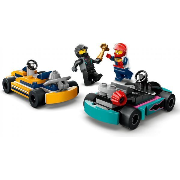 Конструктор LEGO City Картинг и гонщики 99 деталей (60400) 60400 фото