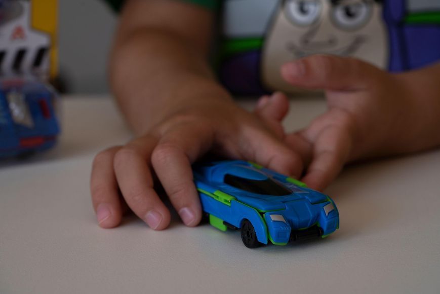 Flip Cars Машинка-трансформер 2 в 1 Спорткар осколок и Спорткар трансформер EU463875B-05 фото