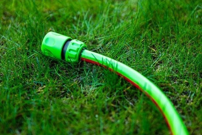 Шланг садовий Verto Professional, 3/4", 50м, 3 шари, до 25бар, -10&hellip;+45&deg;C 15G825 фото