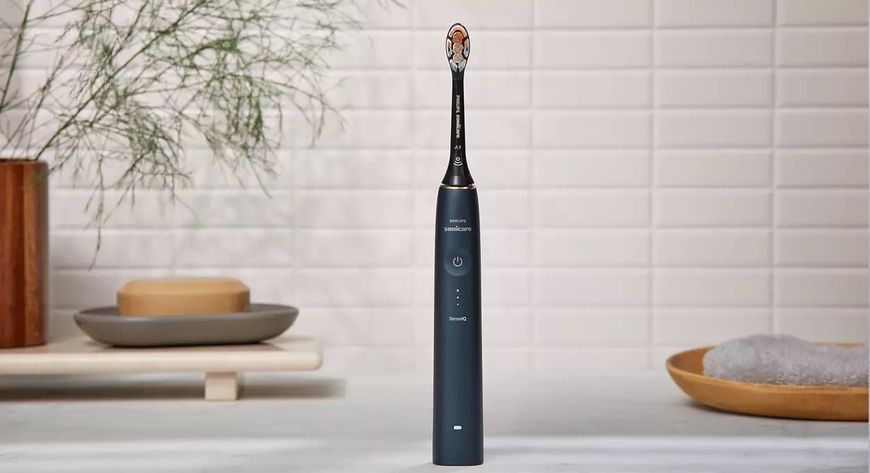 Зубна щітка Philips, Sonicare DiamondClean Prestige 9900, 62т. колив/хв, насадок-1, SenseIQ, зарядний чохол, чорний HX9992/12 фото