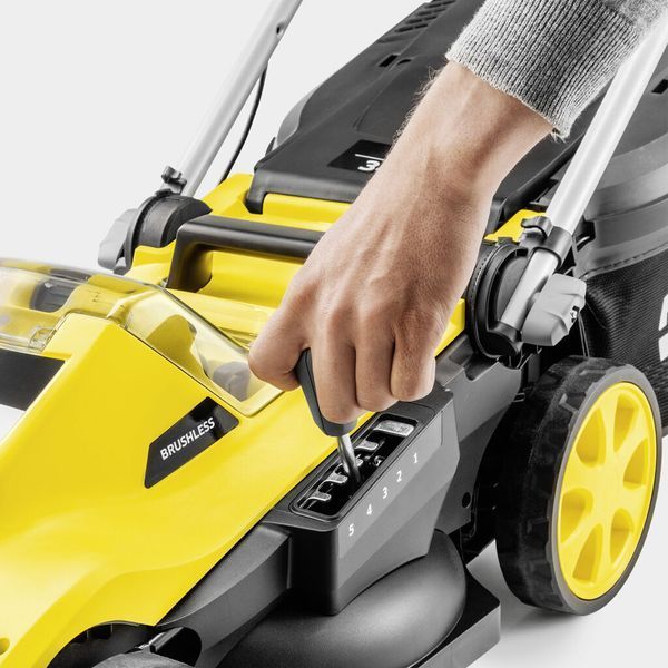 Karcher Газонокосилка аккумуляторная LMO 3-18 Battery 18В 34см 25-60мм (без АКБ и ЗУ) 1.445-410.0 фото