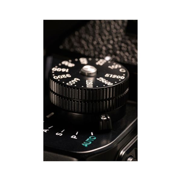 Цифровой фотоаппарат Nikon Zf body (VOA120AE) VOA120AE фото