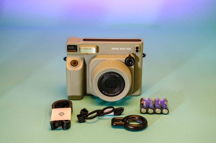 Фотокамера миттєвого друку Fujifilm Instax Wide 400 Pistachio Green 16824123 фото