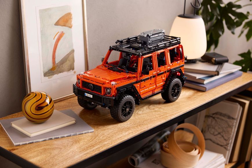 Конструктор LEGO Technic Mercedes-Benz G 500 PROFESSIONAL Line (42177) 42177 фото