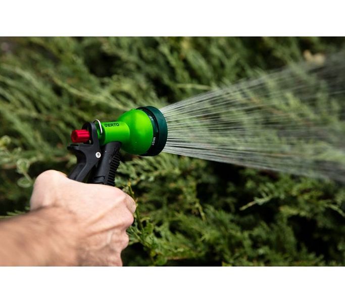 Ороситель ручной Verto, пистолетный, 1/2"-3/4", 6 функций, регулировка напорарегулировка напора/распила воды, держатель двухкомпонентный 15G714 фото