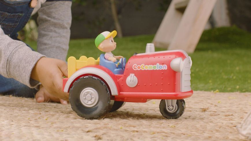 CoComelon Игровой набор Feature Vehicle Трактор со звуком CMW0038 фото